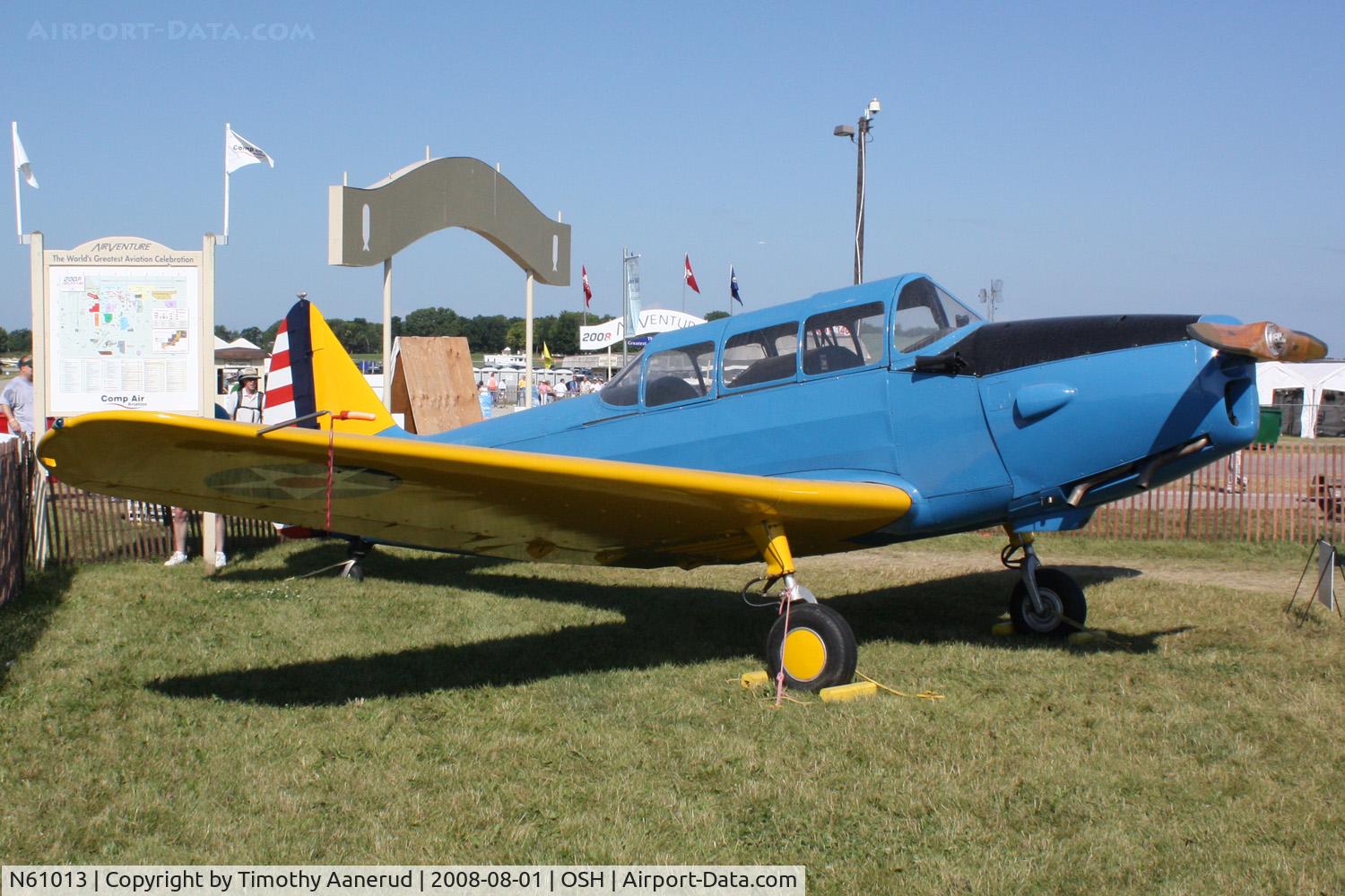 N61013, 1944 Fairchild M-62A Cornell C/N T43-7240, EAA AirVenture 2008