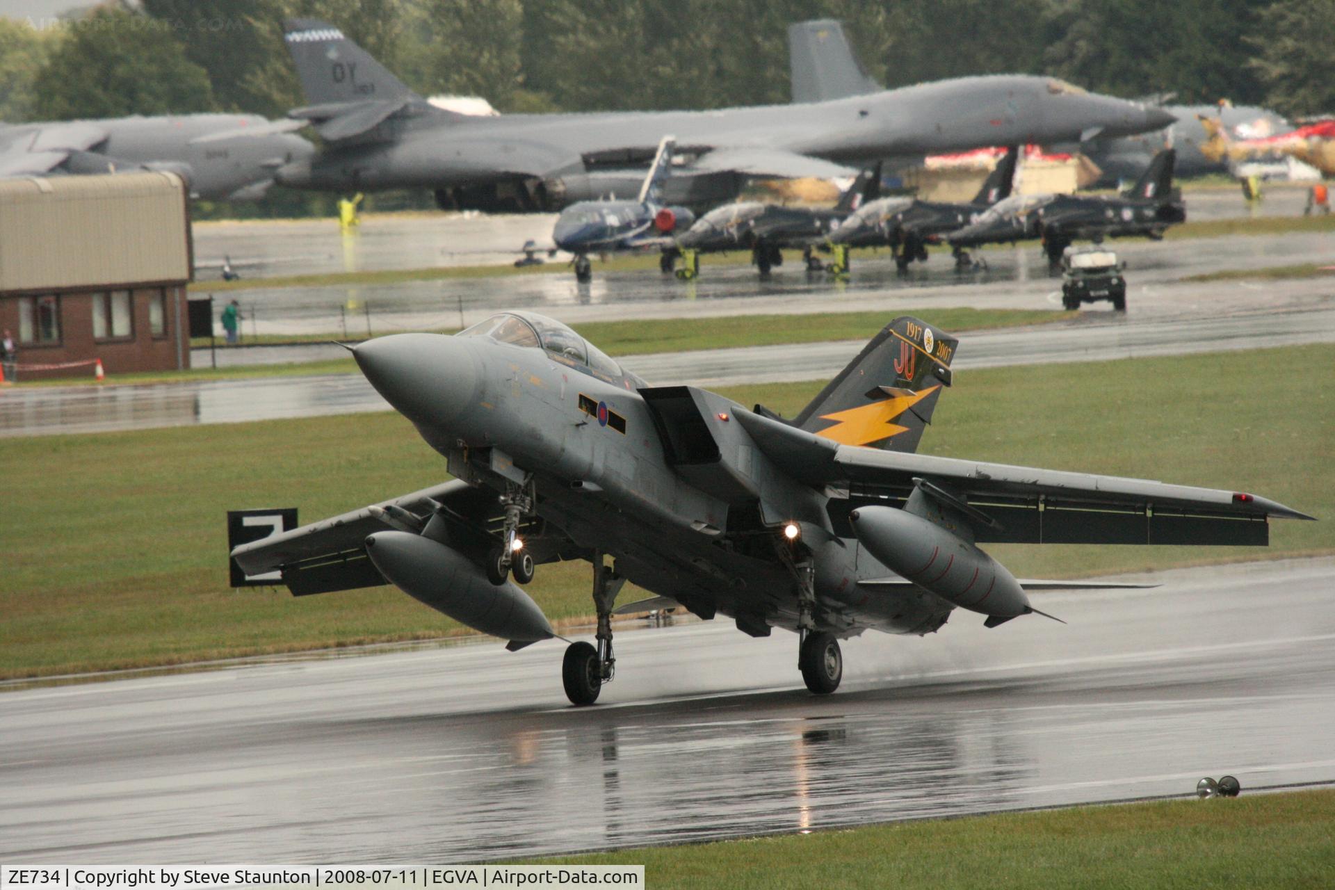 ZE734, 1988 Panavia Tornado F.3 C/N 664/AS050/3298, Taken at the Royal International Air Tattoo 2008 during arrivals and departures (show days cancelled due to bad weather)