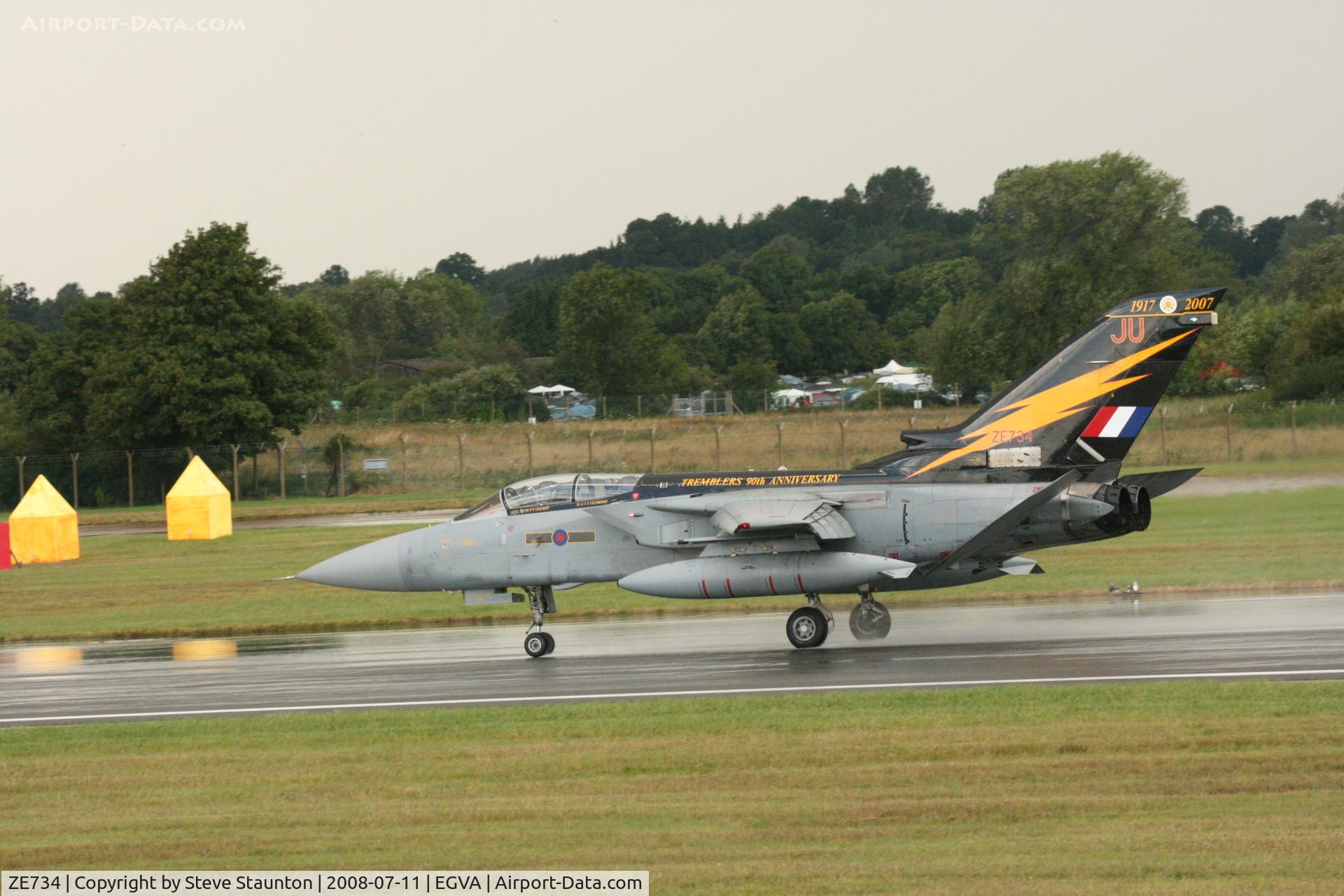 ZE734, 1988 Panavia Tornado F.3 C/N 664/AS050/3298, Taken at the Royal International Air Tattoo 2008 during arrivals and departures (show days cancelled due to bad weather)