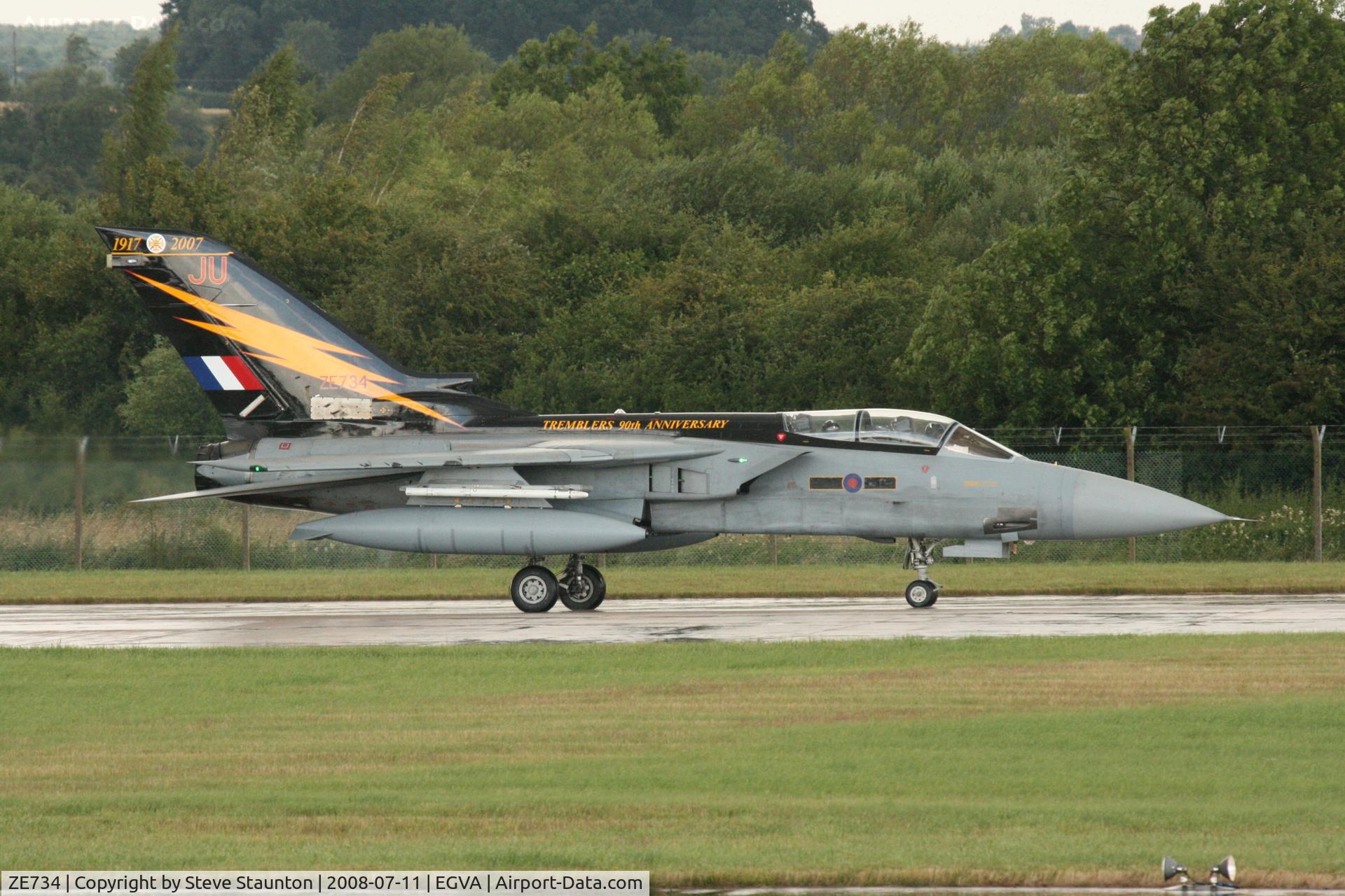 ZE734, 1988 Panavia Tornado F.3 C/N 664/AS050/3298, Taken at the Royal International Air Tattoo 2008 during arrivals and departures (show days cancelled due to bad weather)