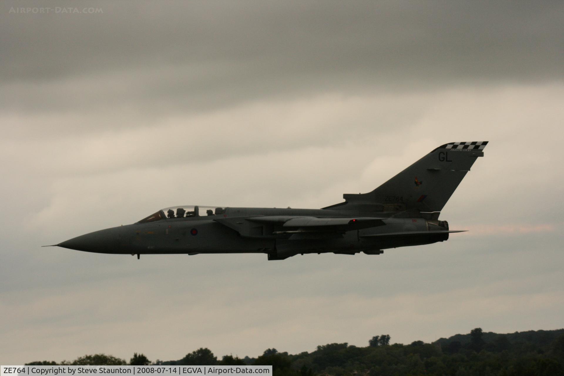 ZE764, 1988 Panavia Tornado F.3 C/N 3311, Taken at the Royal International Air Tattoo 2008 during arrivals and departures (show days cancelled due to bad weather)