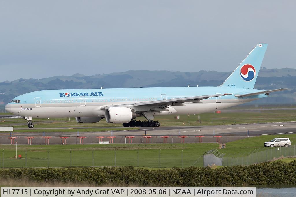 HL7715, 2002 Boeing 777-2B5/ER C/N 28372, Korean Air 777-200