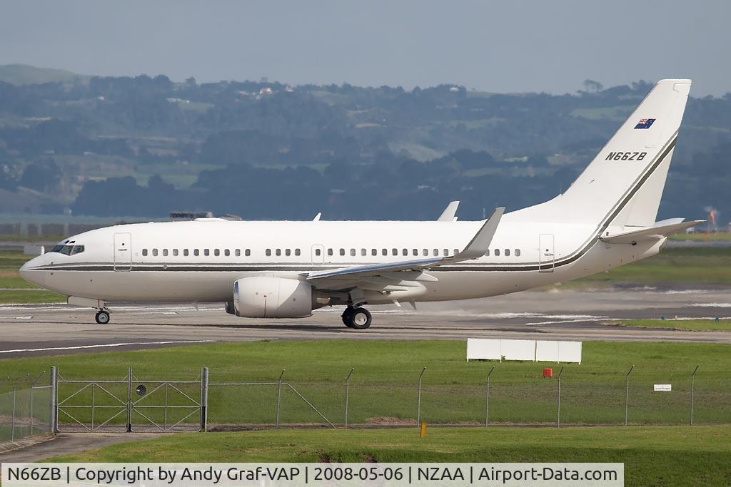 N66ZB, 1998 Boeing 737-74U C/N 29233, Boeing 737-700