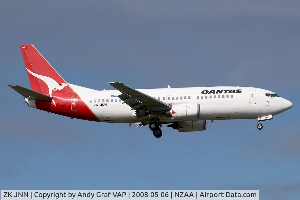ZK-JNN, 1998 Boeing 737-376 C/N 24295, Qantas 737-300