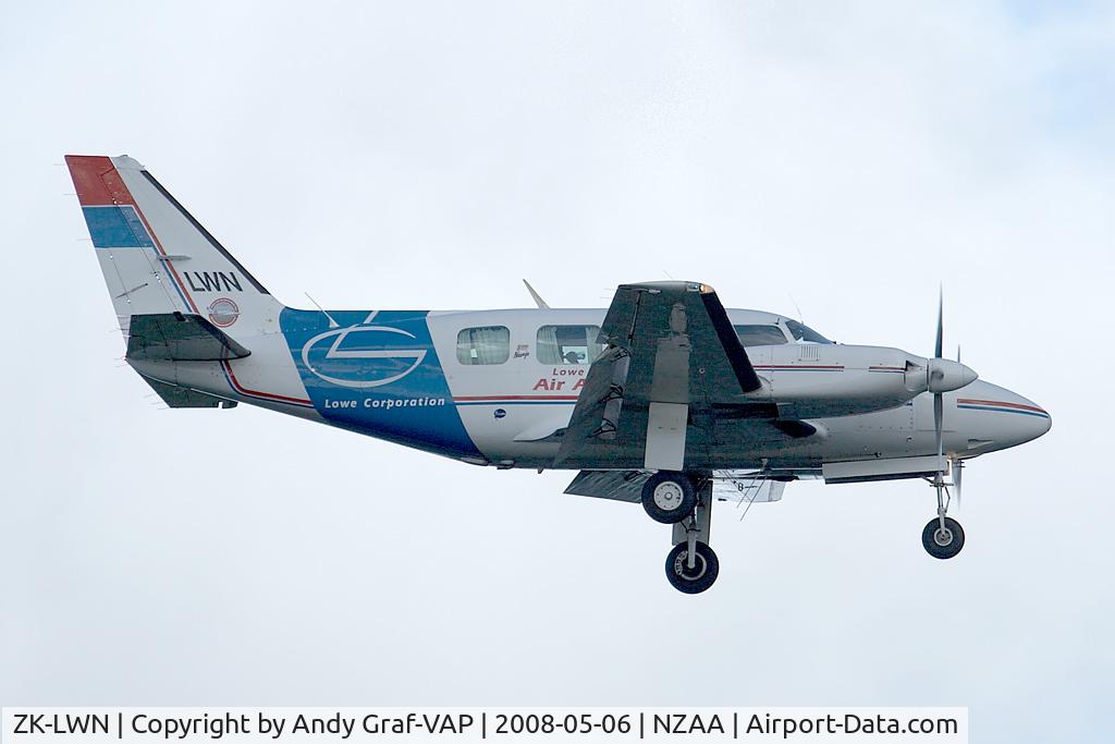 ZK-LWN, Piper PA-31 C/N 31-8112056, Skyline Aviation PA31
