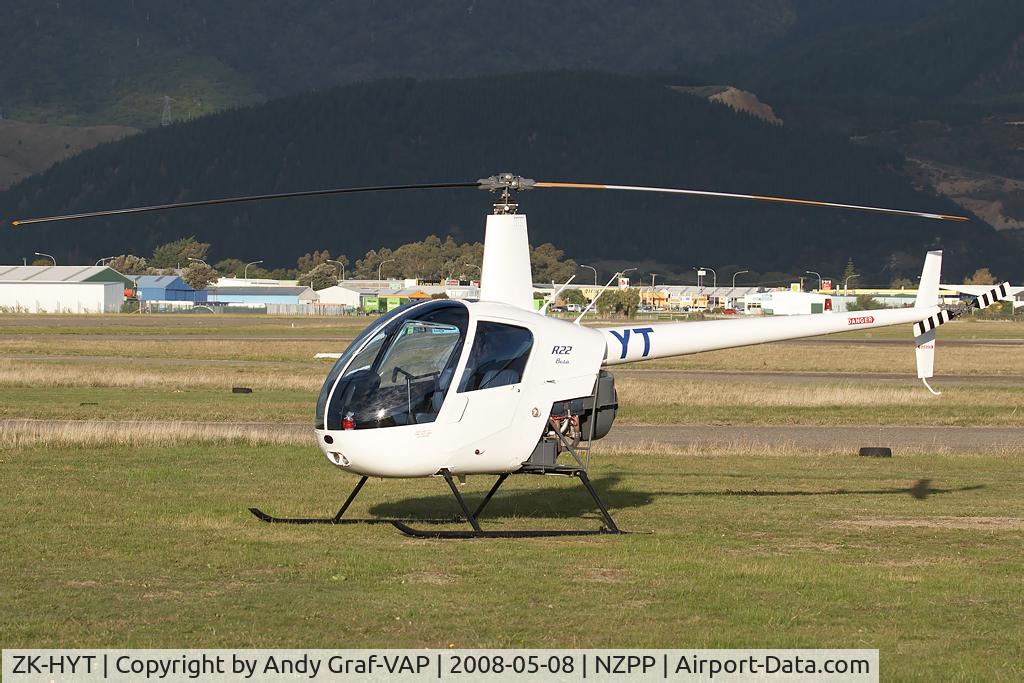 ZK-HYT, Robinson R22 Beta C/N 1438, Robin R22
