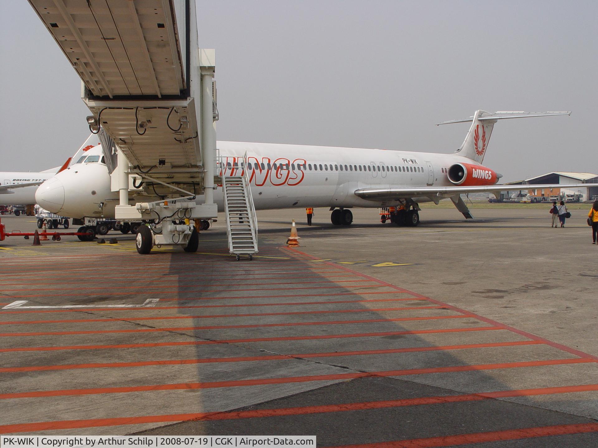 PK-WIK, 1989 McDonnell Douglas MD-83 (DC-9-83) C/N 49788, Getting ready for take off to Surabaya.