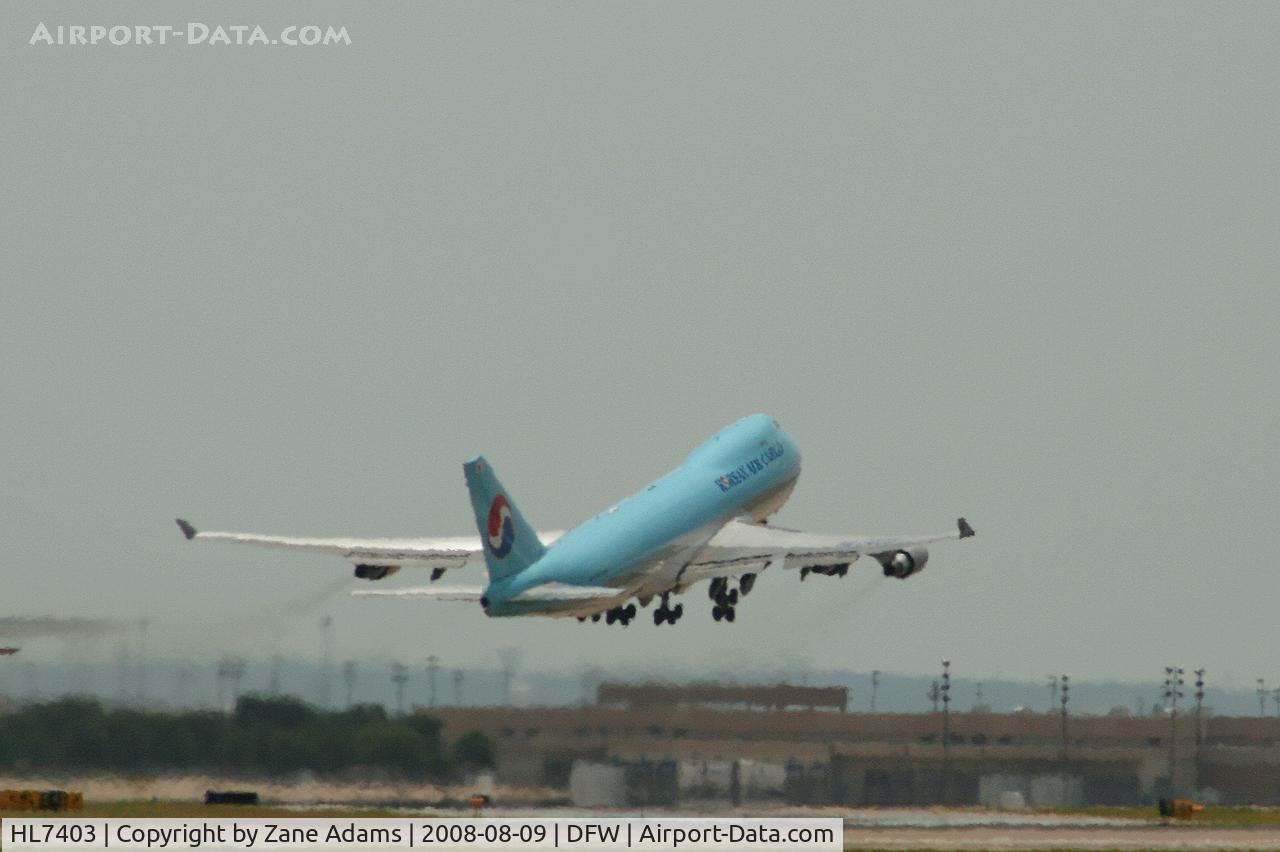 HL7403, 1998 Boeing 747-4B5F/SCD C/N 26408, Korean Air Cargo departing DFW
