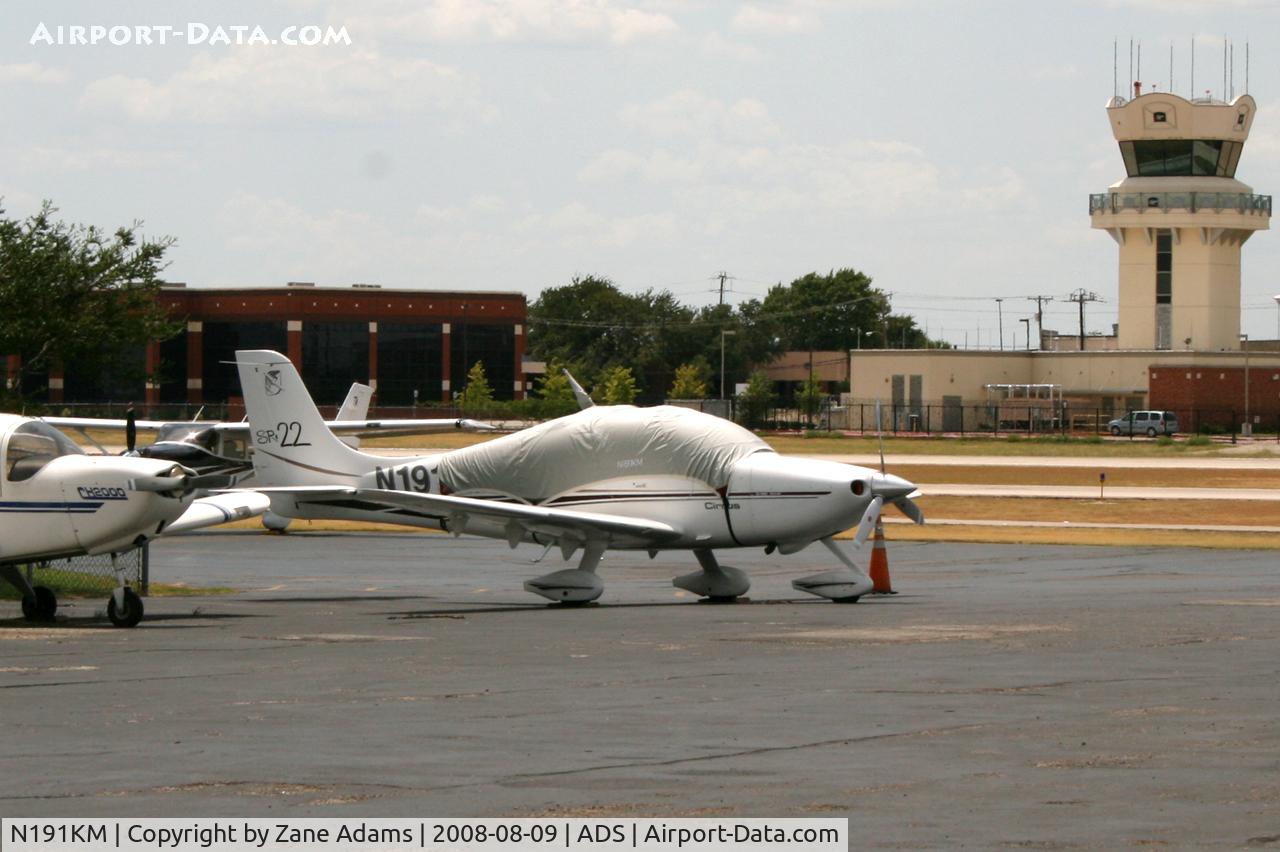 N191KM, 2001 Cirrus SR22 C/N 0017, At Dallas Addison