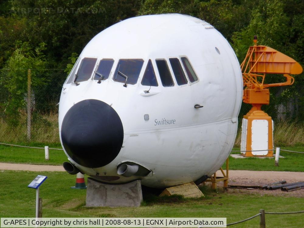 G-APES, 1961 Vickers V953C Merchantman C/N 721, nose section preserved at the East Midlands Aeropark