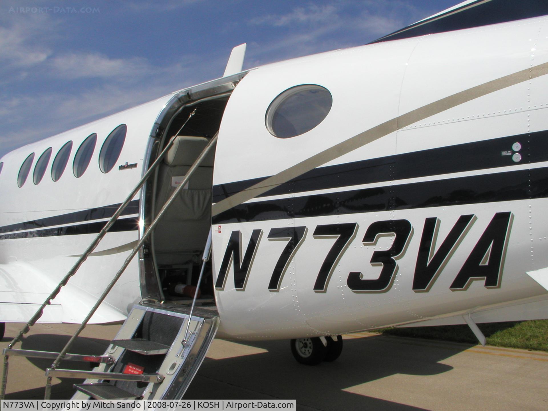 N773VA, 1984 Beech B200 King Air C/N BB-1195, EAA AirVenture 2008.