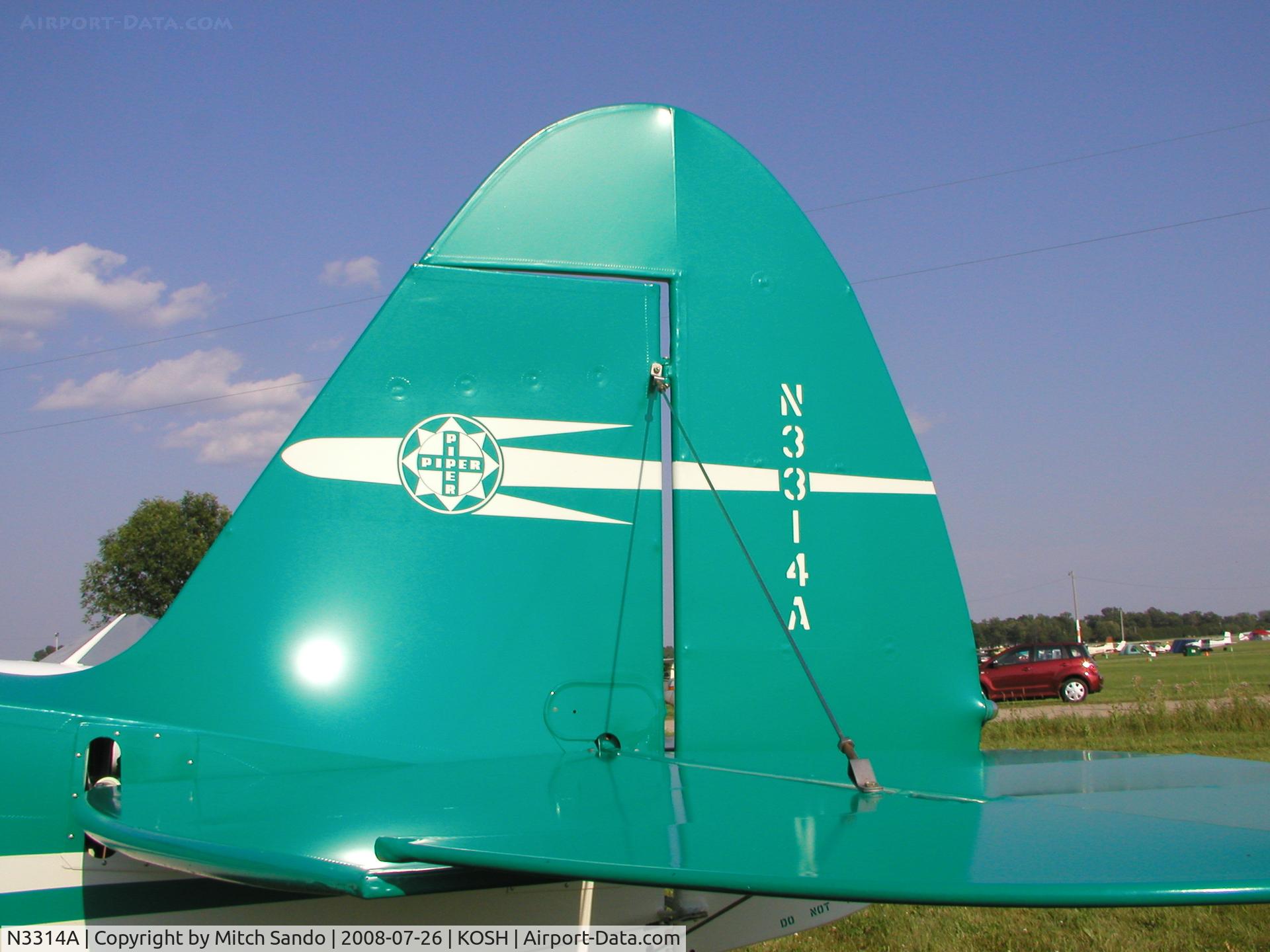 N3314A, 1953 Piper PA-22 Tri-Pacer C/N 22-1589, EAA AirVenture 2008.