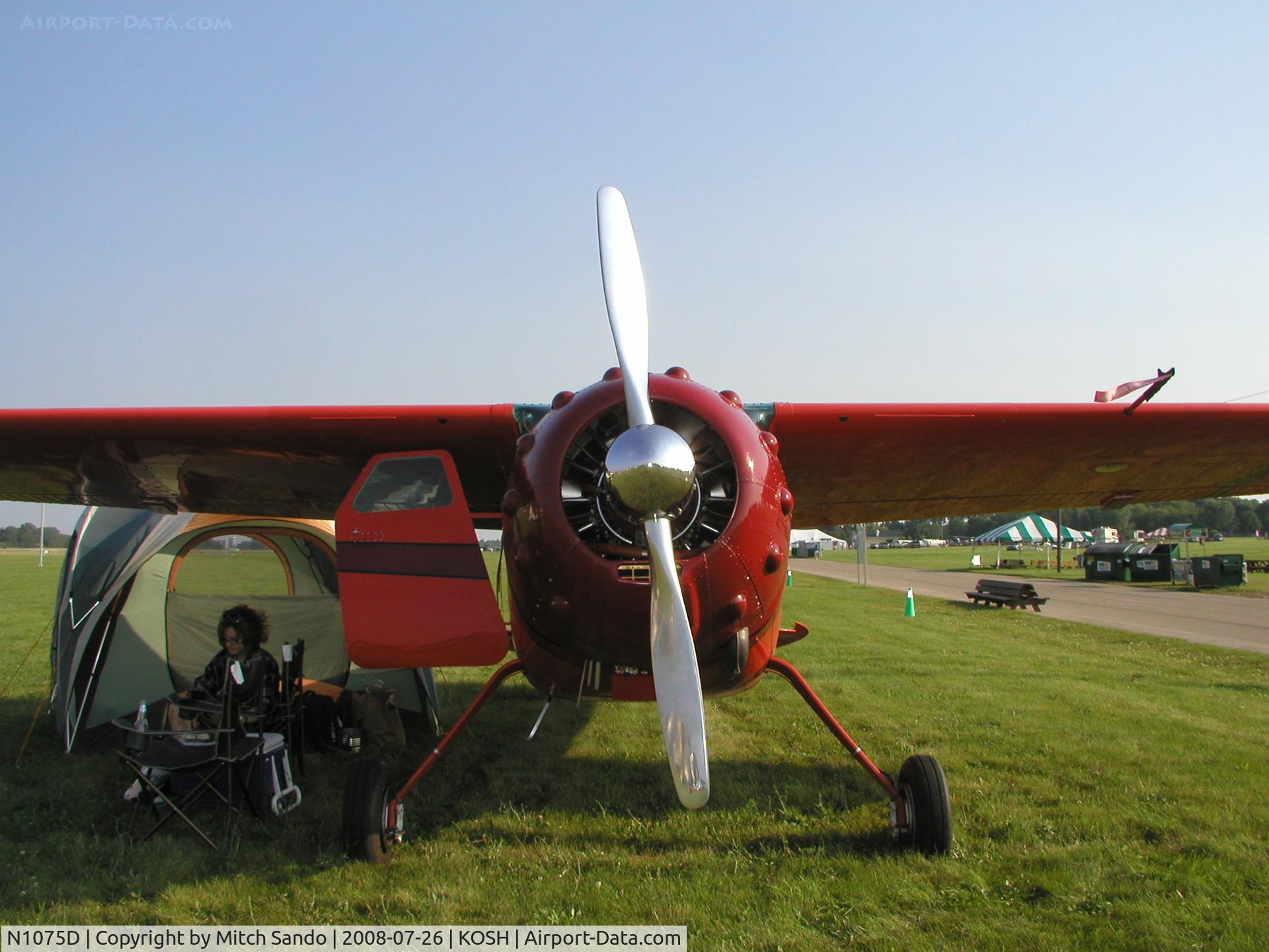 N1075D, 1951 Cessna 195A C/N 7687, EAA AirVenture 2008.