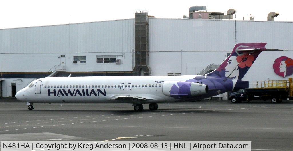 N481HA, 2001 Boeing 717-22A C/N 55126, Taxiing to departure