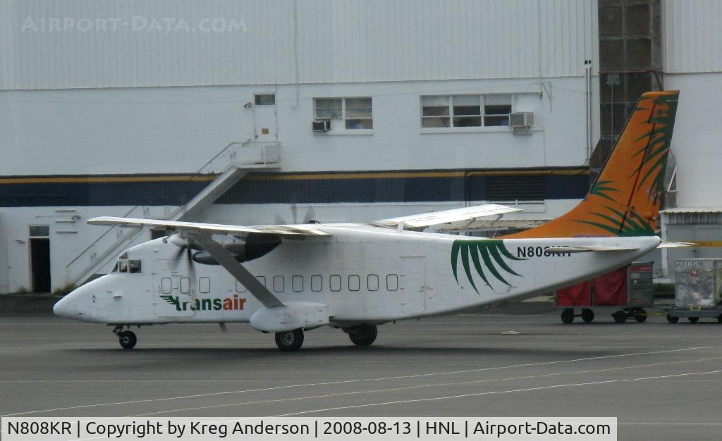 N808KR, 1988 Short 360 C/N SH.3734, Taxiing out for departure