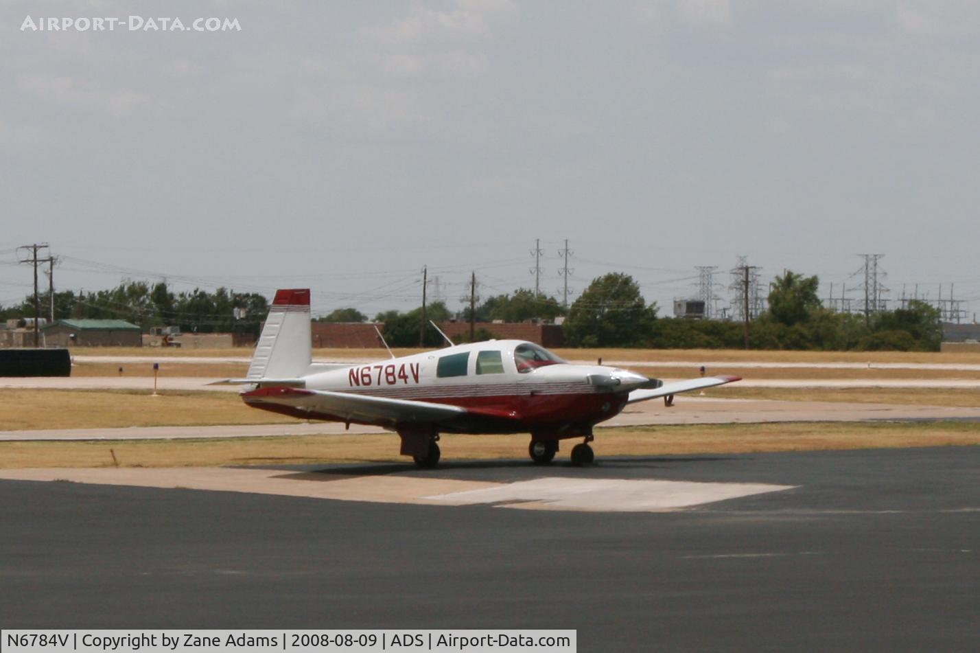 N6784V, 1970 Mooney M20C Ranger C/N 700083, At Dallas Addison