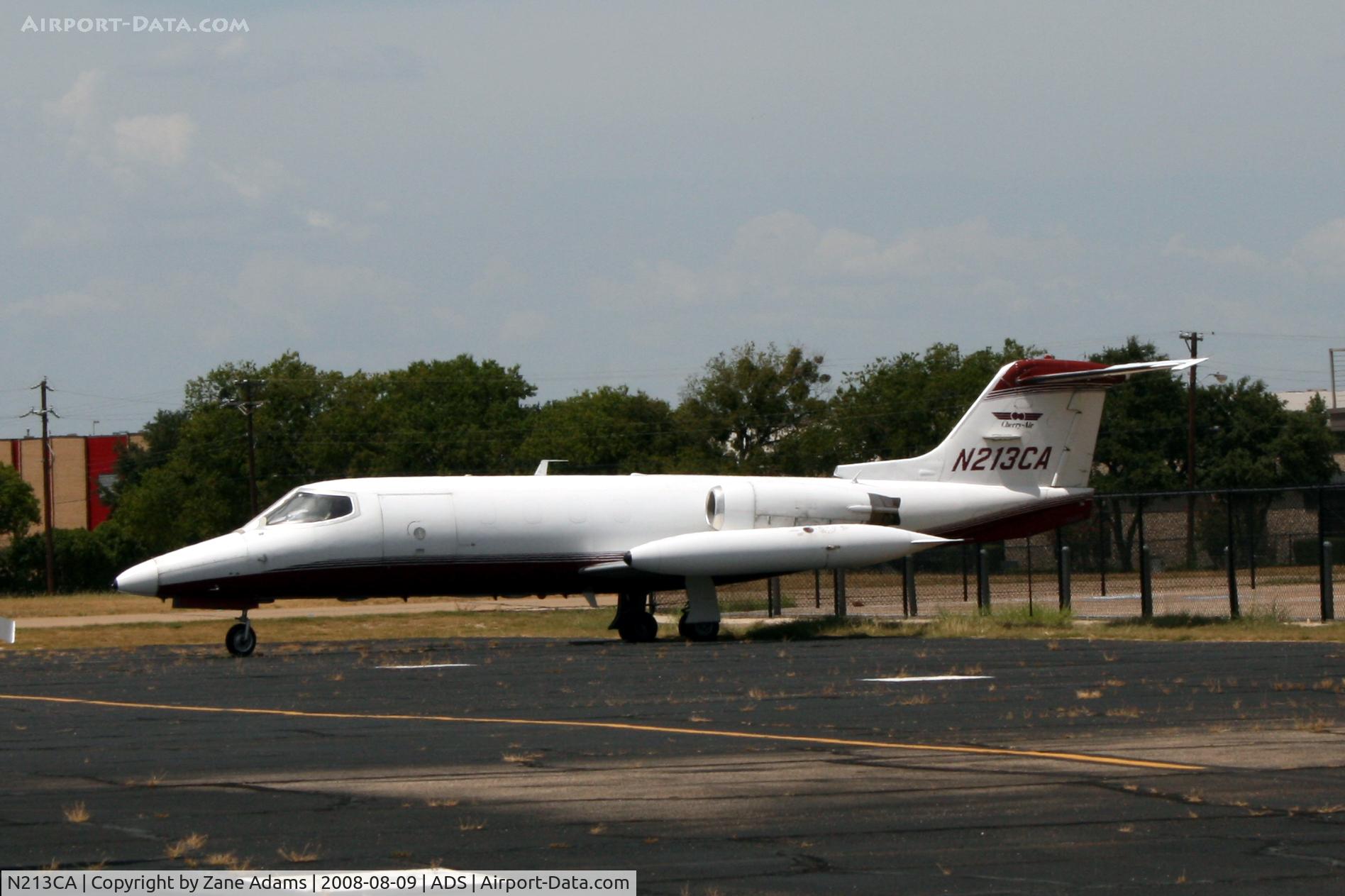 N213CA, 1978 Gates Learjet 25D C/N 241, At Dallas Addison