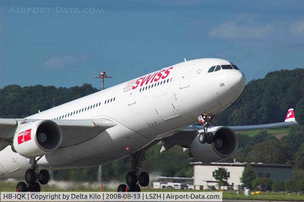 HB-IQK, 1999 Airbus A330-223 C/N 299, SWISS