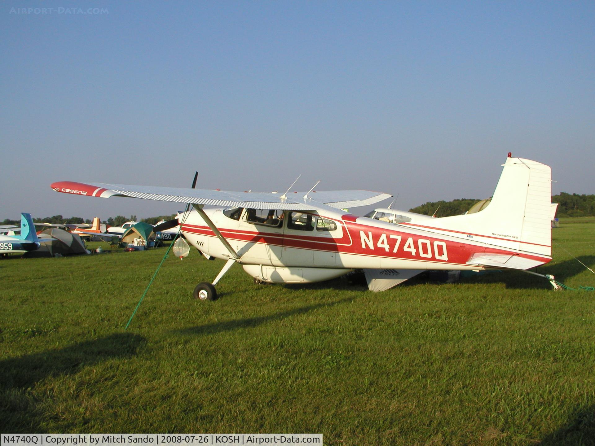 N4740Q, 1966 Cessna A185E Skywagon 185 C/N 185-1194, EAA AirVenture 2008.