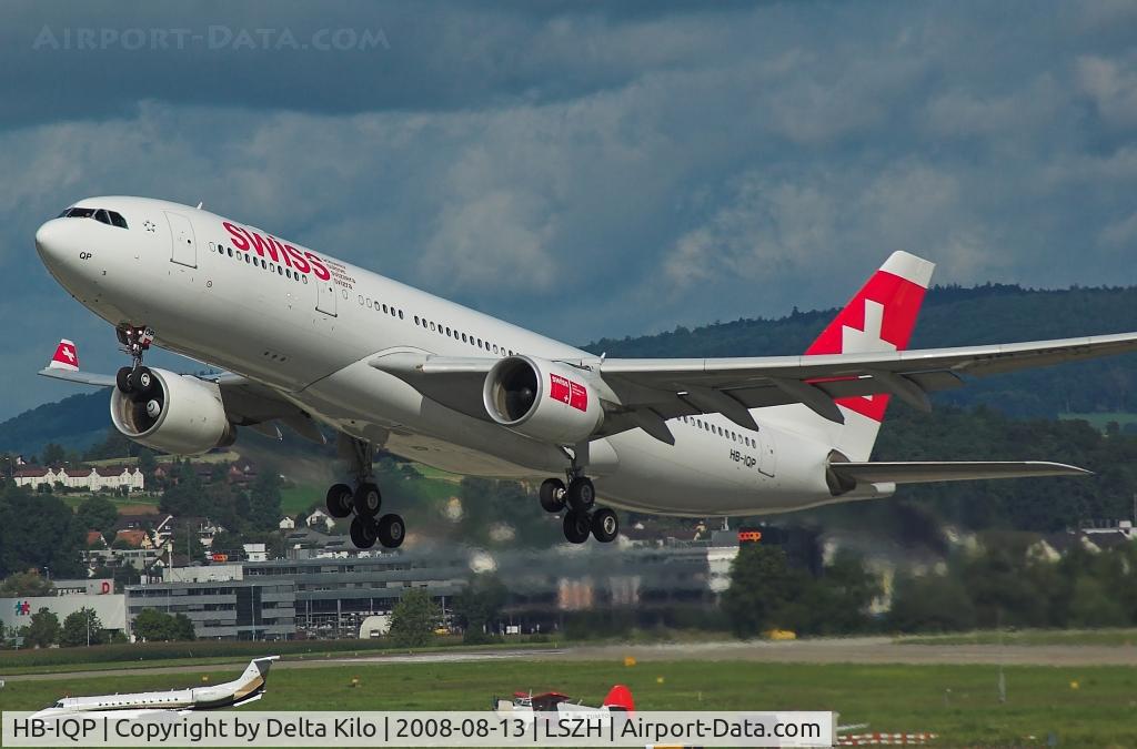 HB-IQP, 2001 Airbus A330-223 C/N 366, SWISS