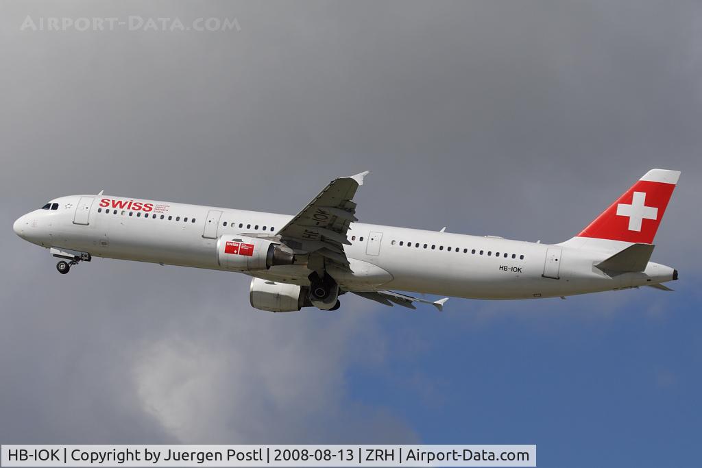 HB-IOK, 1999 Airbus A321-111 C/N 987, Airbus A321-111