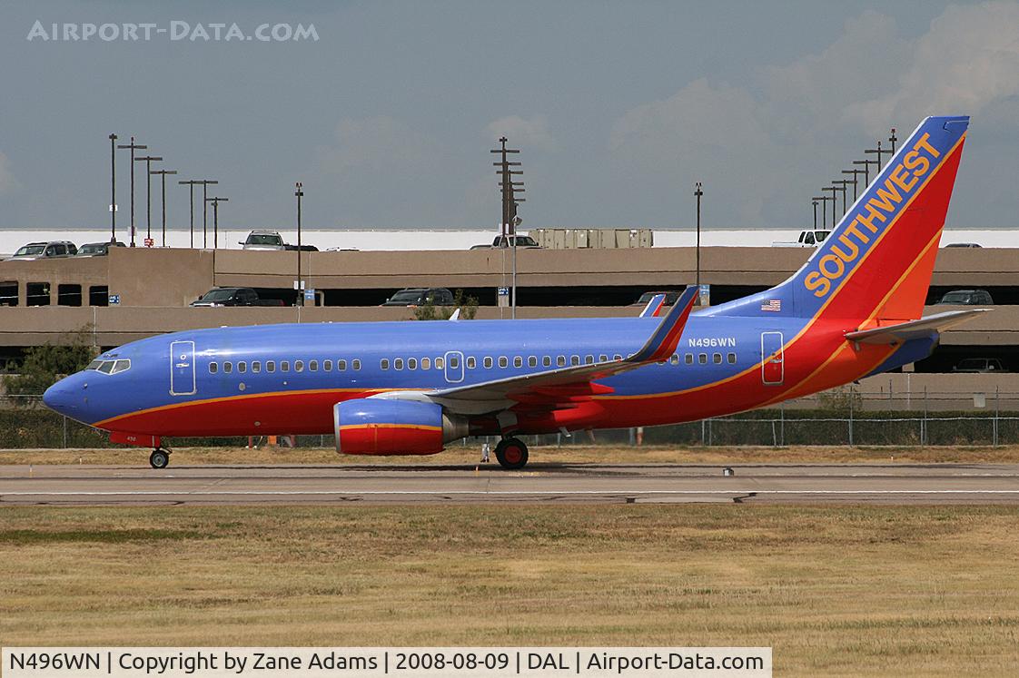 N496WN, 2004 Boeing 737-7H4 C/N 32478, Southwest Airlines taxing to the gate at Dallas Love Field