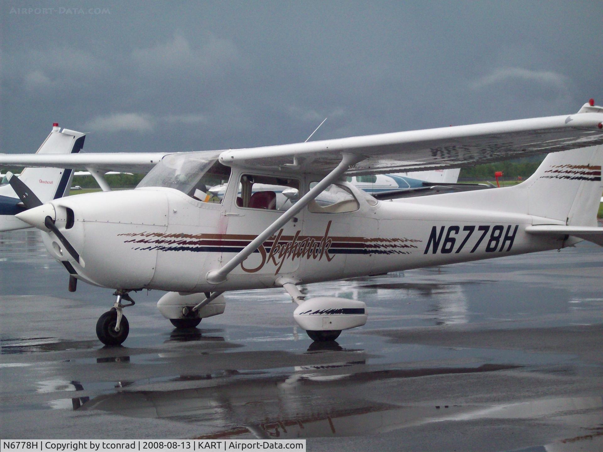 N6778H, 1975 Cessna 172M C/N 17265578, at Watertown, NY