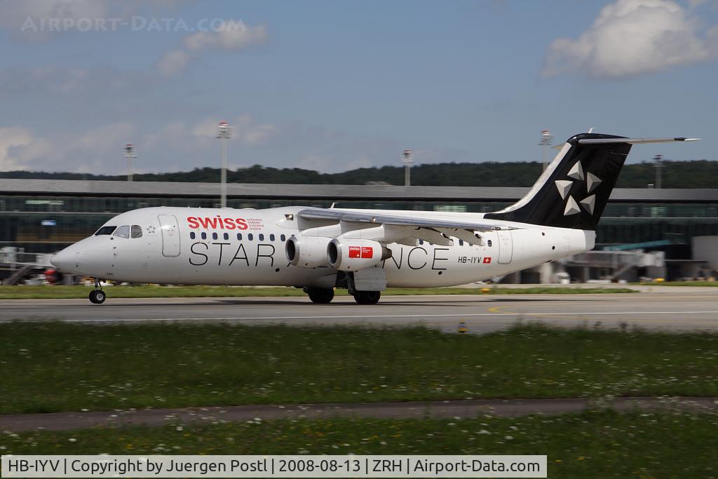 HB-IYV, 2000 British Aerospace Avro 146-RJ100 C/N E3377, Avro 146