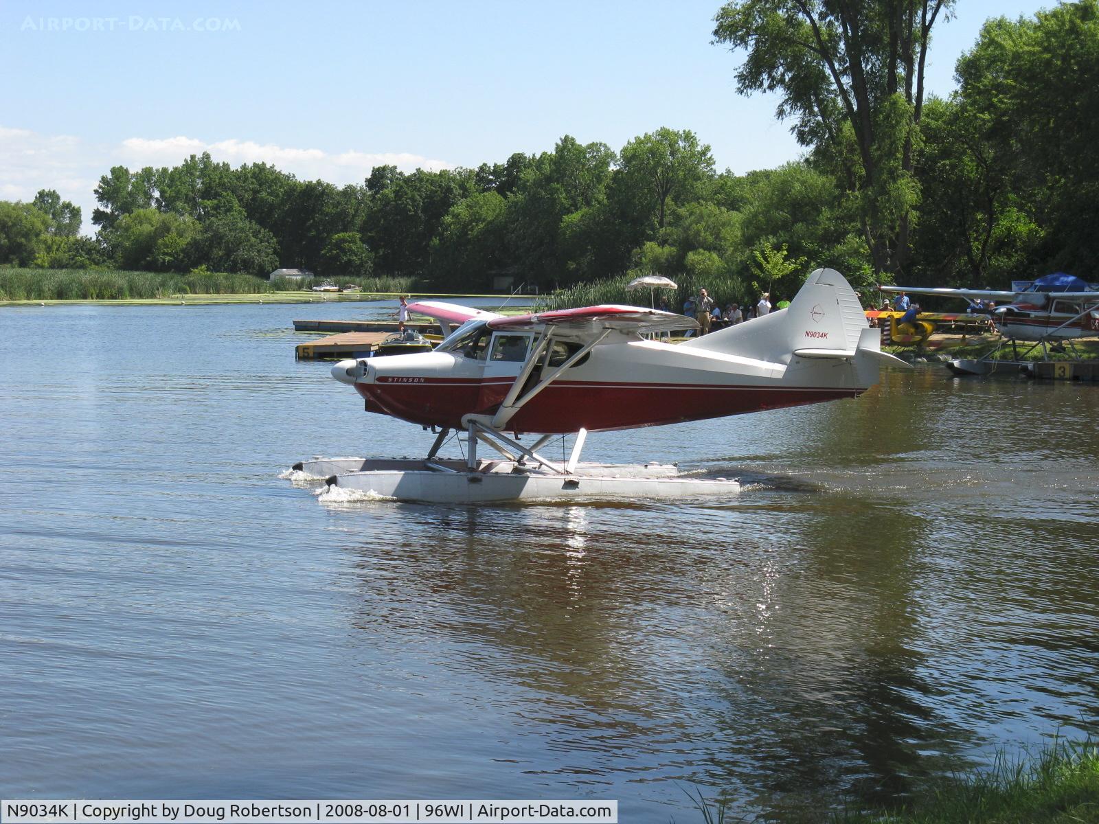N9034K, 1947 Stinson 108-1 Voyager C/N 108-2034, 1947 Stinson 108-1 VOYAGER Franklin 6A4-150 150 Hp, four place cabin, quite a large dorsal fin, taxi