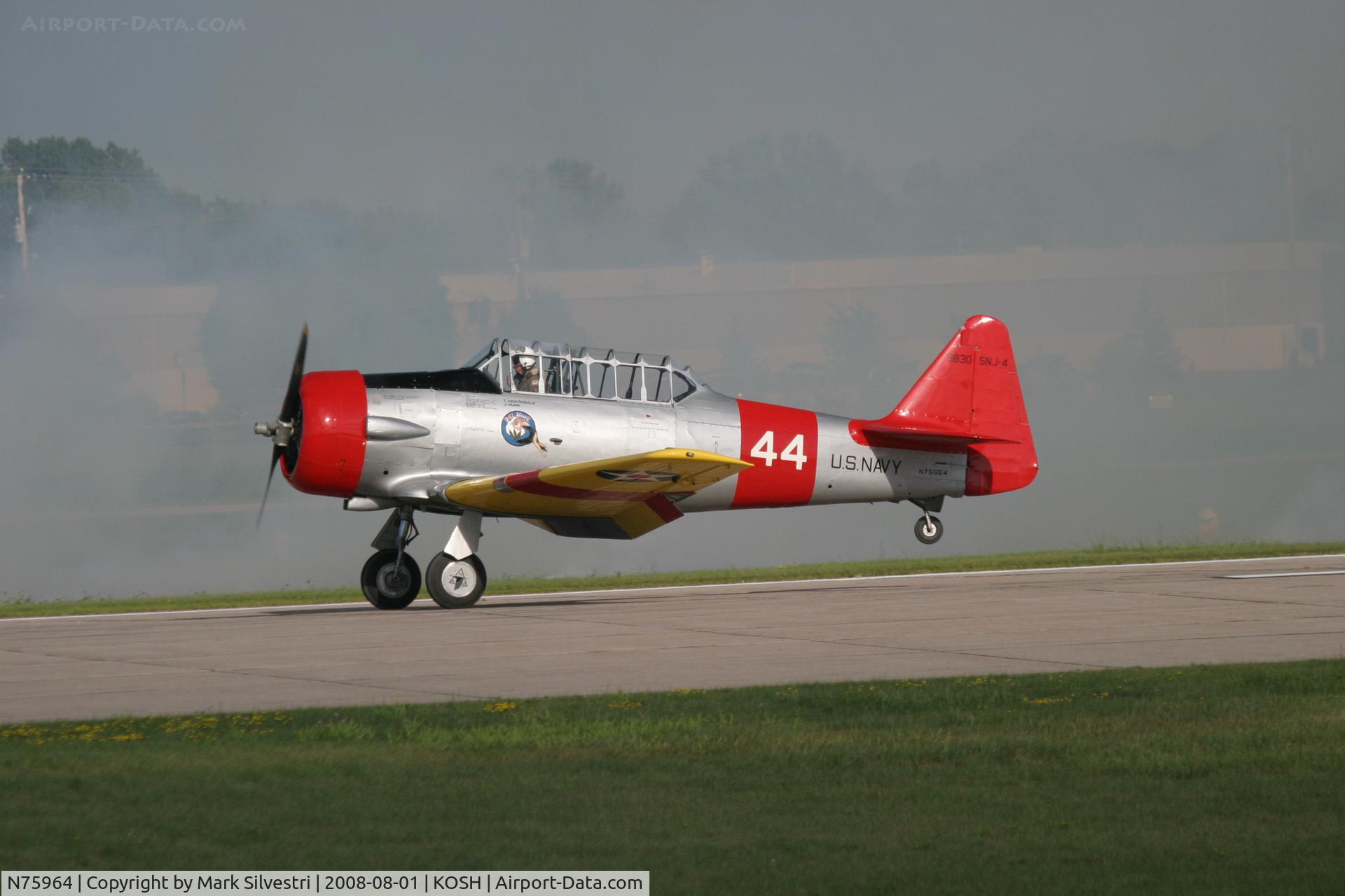 N75964, 1943 North American SNJ-4 Texan C/N 88-9830, Oshkosh 2008