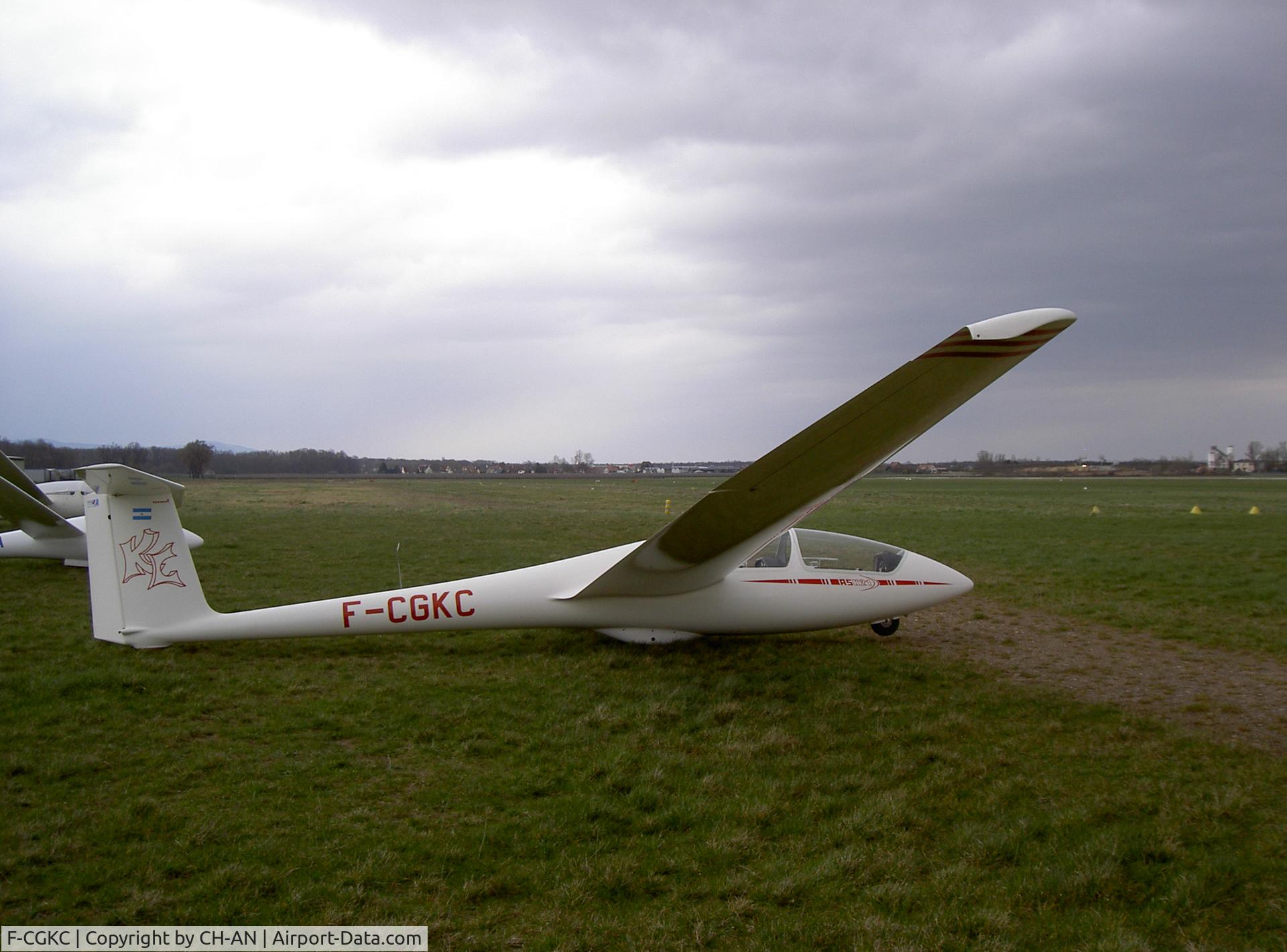 F-CGKC, Schleicher ASK-21 C/N 21-414, planeur du CICVVA