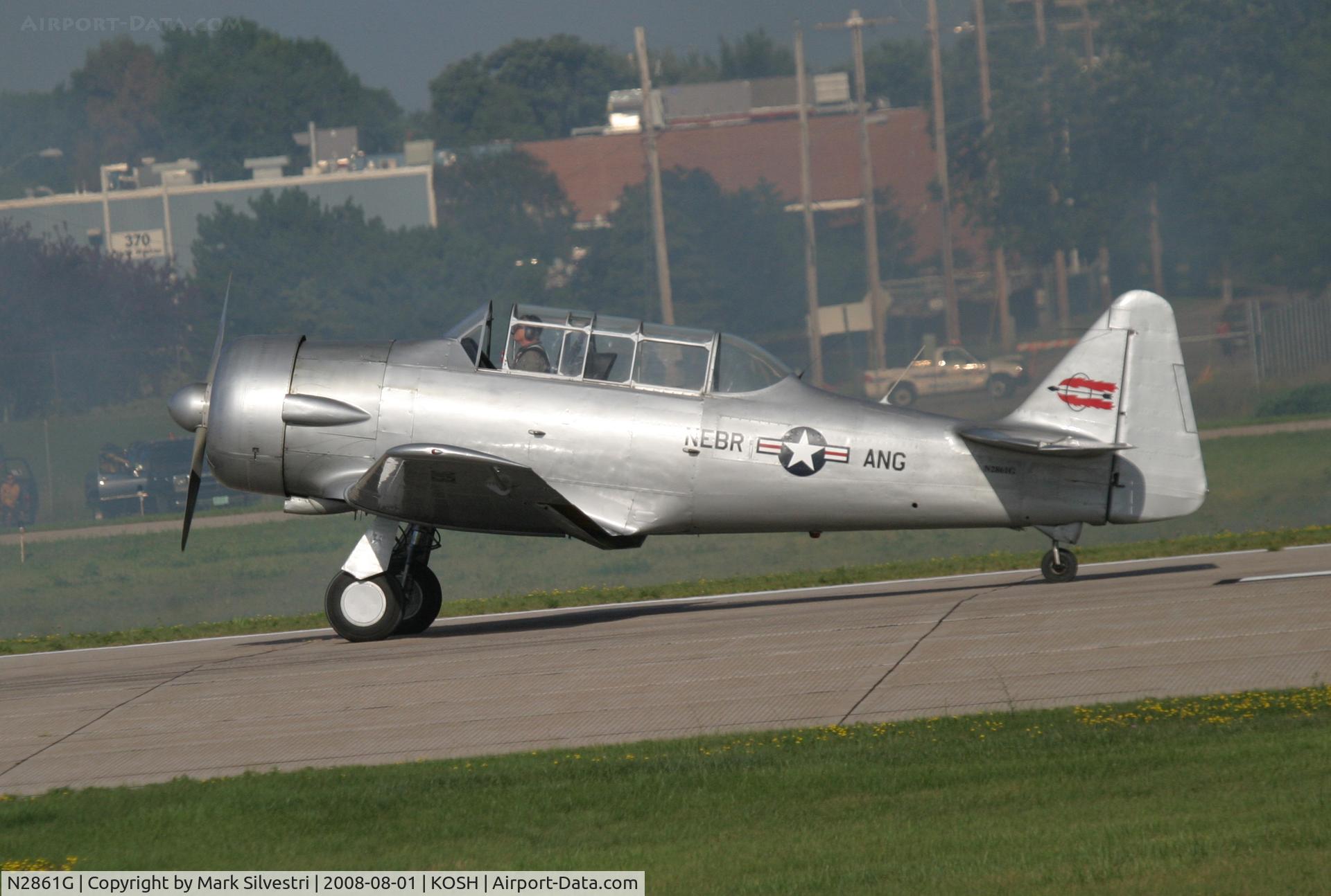 N2861G, North American SNJ-6 Texan C/N 121-43120, Oshkosh 2008