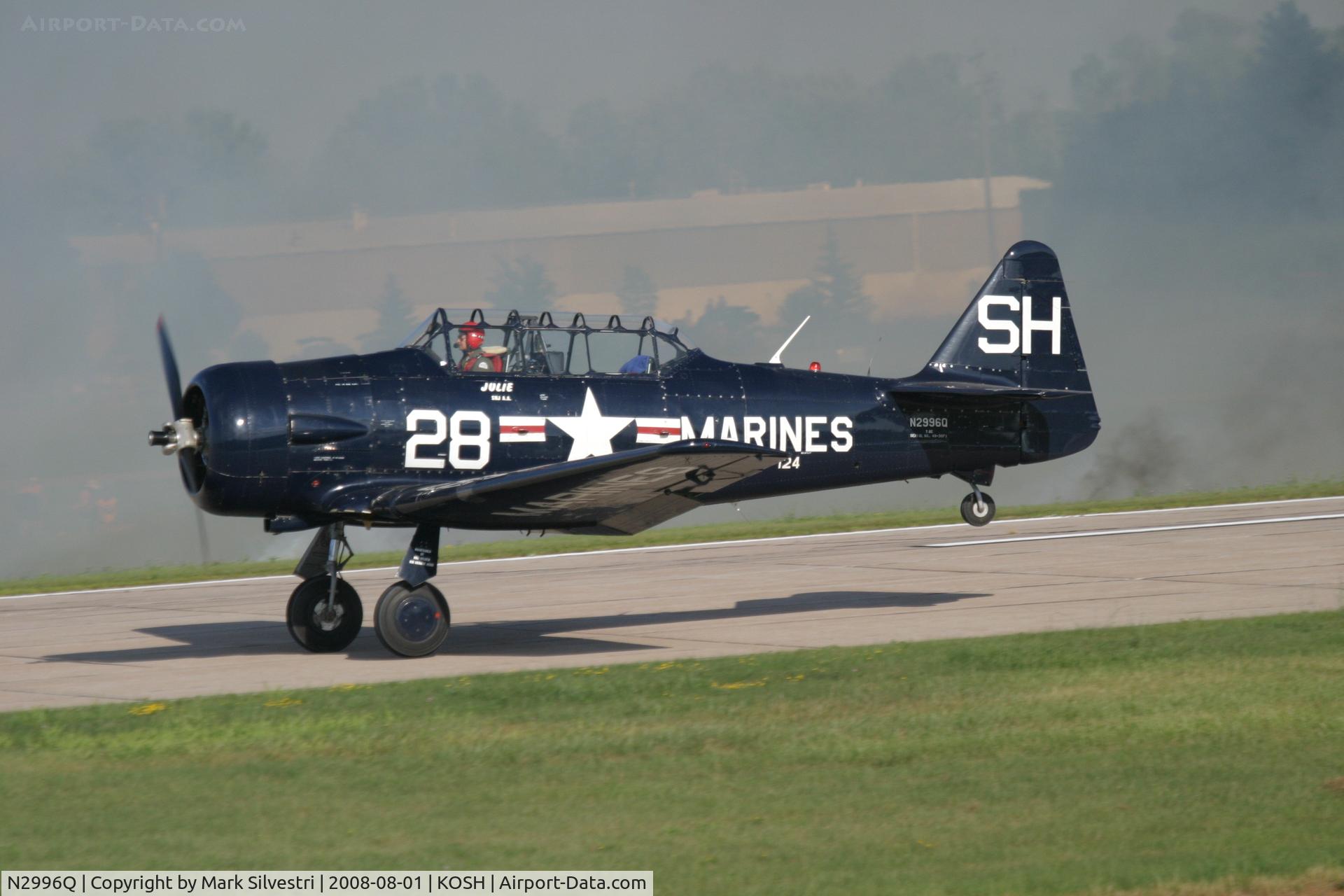 N2996Q, 1950 North American T-6G Texan C/N 168-175, Oshkosh 2008