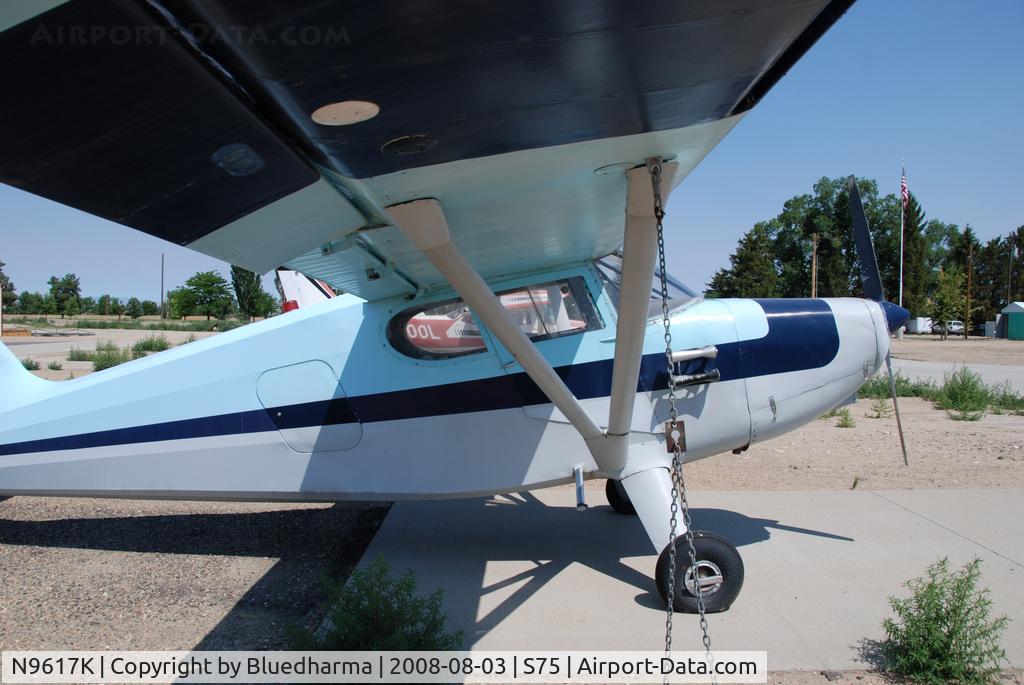 N9617K, 1947 Stinson 108-2 Voyager C/N 108-2617, Parked