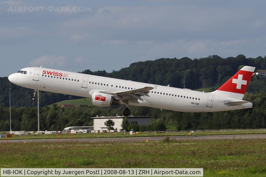 HB-IOK, 1999 Airbus A321-111 C/N 987, Airbus A321-111