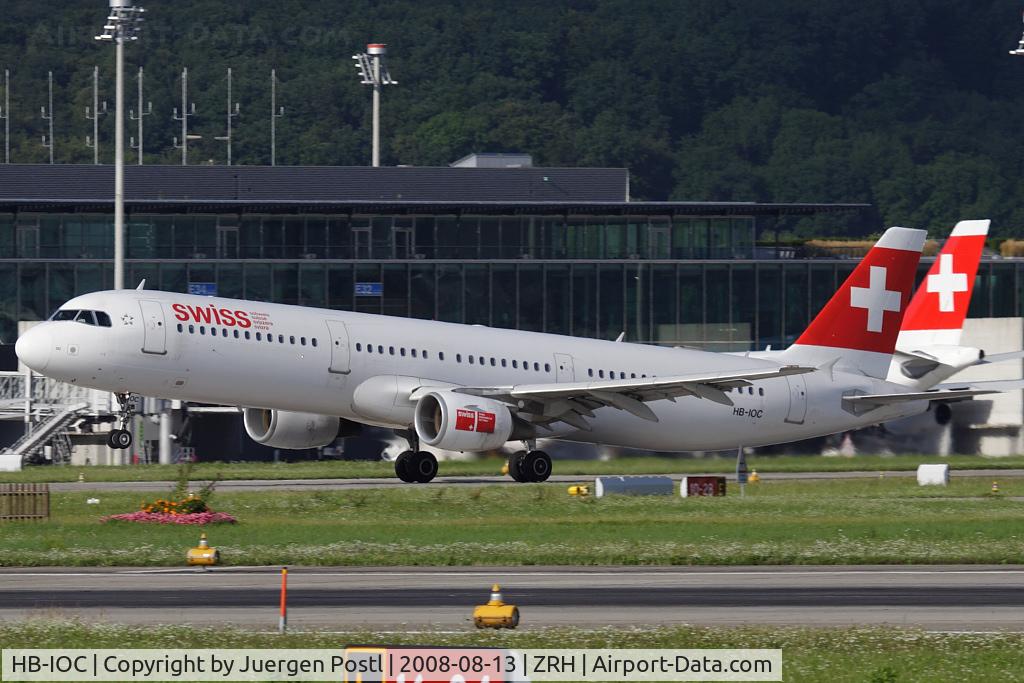 HB-IOC, 1995 Airbus A321-111 C/N 520, Airbus A321-111