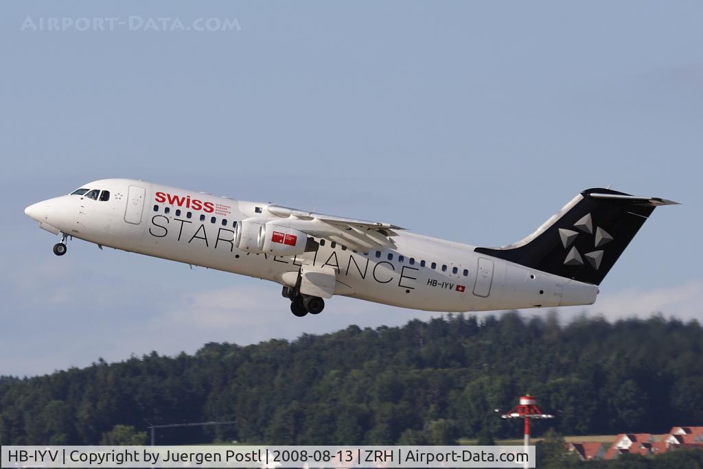 HB-IYV, 2000 British Aerospace Avro 146-RJ100 C/N E3377, Avro 146-RJ100