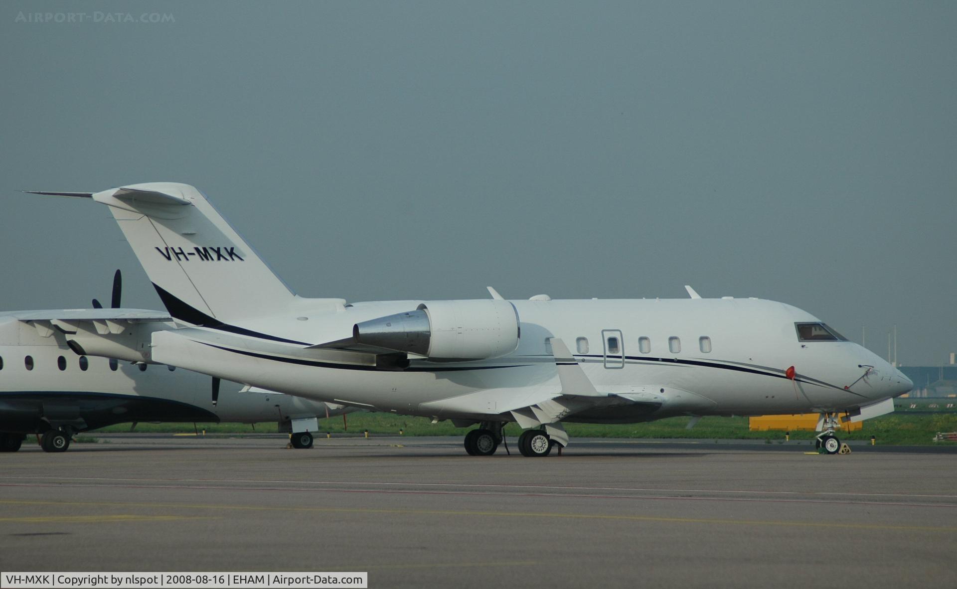 VH-MXK, 1983 Bombardier Challenger 601 (CL-600-2A12) C/N 3003, Canadair Cl-601 cn: 3003