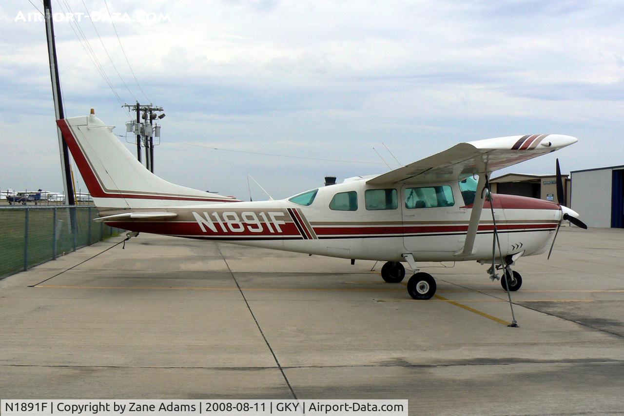 N1891F, 1966 Cessna 210F Centurion C/N 21058791, At Arlington Municipal