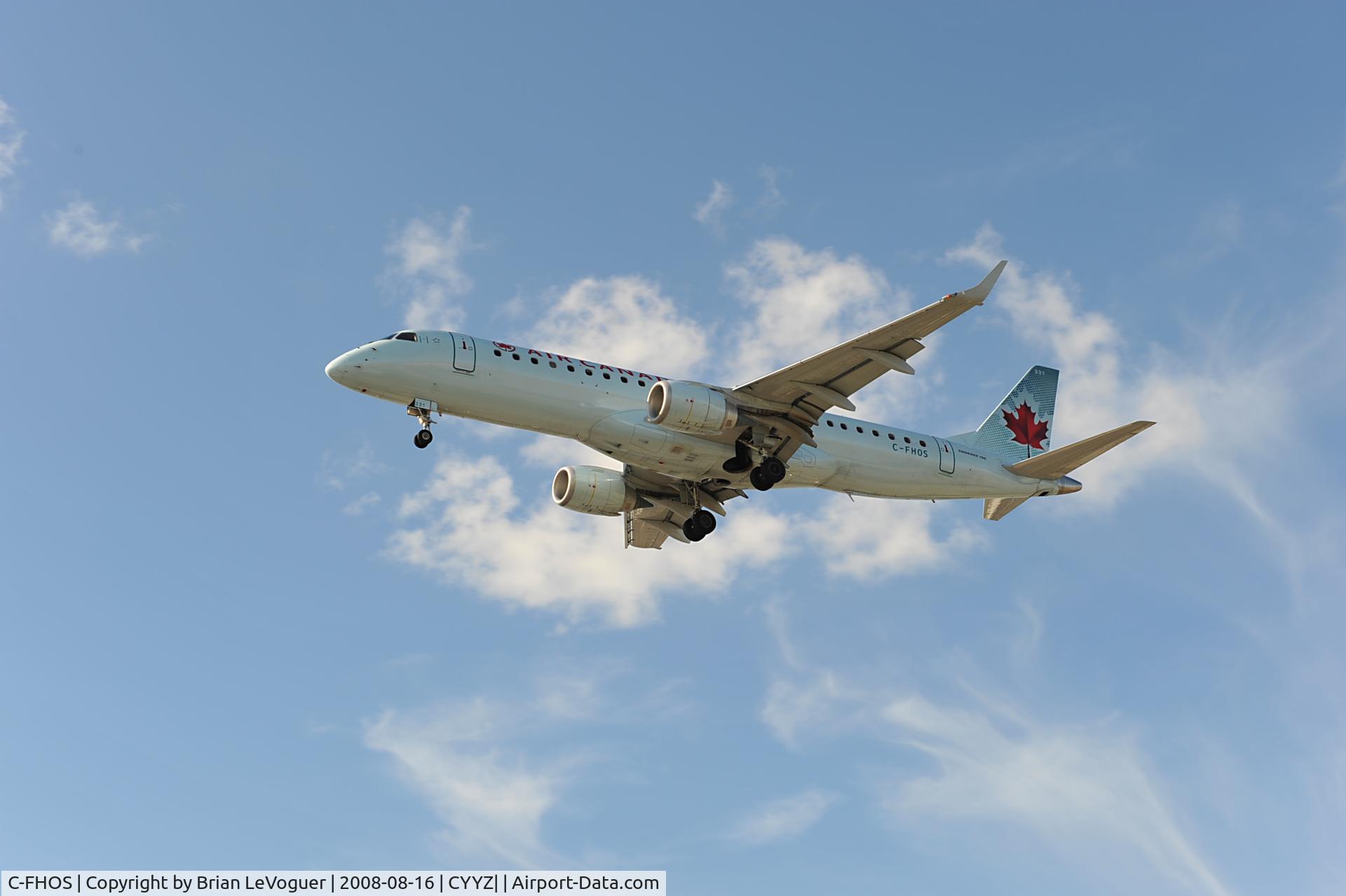C-FHOS, 2007 Embraer 190AR (ERJ-190-100IGW) C/N 19000101, On approach to CYYZ