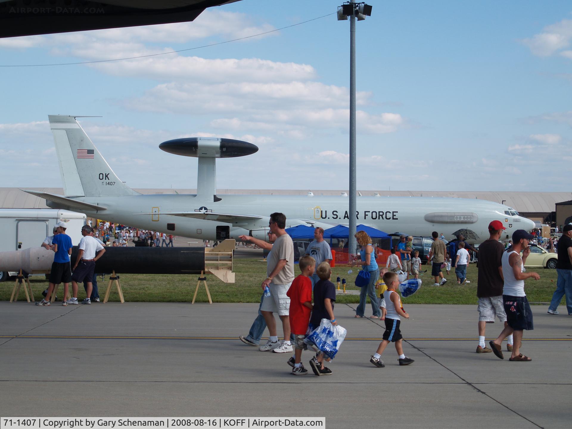 71-1407, 1971 Boeing E-3B Sentry C/N 20518, AWAK AT OFFUTT AFB