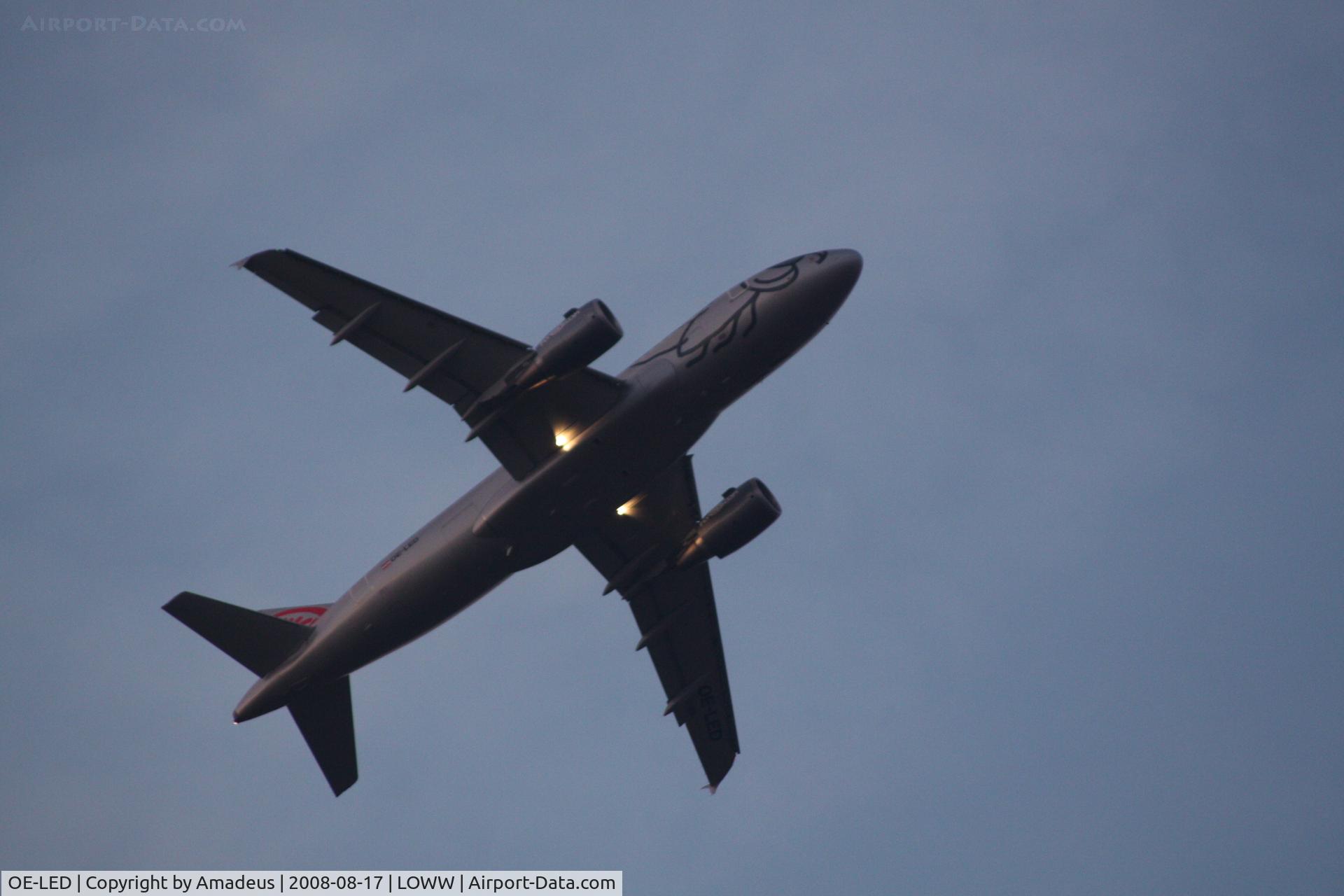 OE-LED, 2008 Airbus A319-112 C/N 3407, Airbus A319 takeoff RWY29
