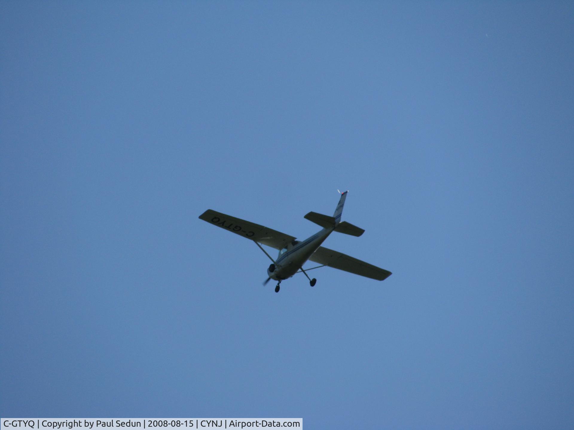 C-GTYQ, 1979 Cessna 152 C/N 15283423, 1000' over Langley (Canon zoom)