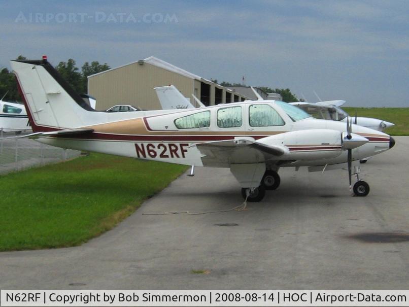 N62RF, 1976 Beech 95-B55 (T42A) Baron C/N TC-1927, On the ramp at Hillsboro, Ohio