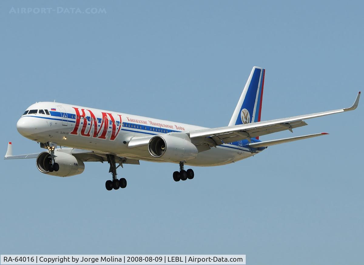 RA-64016, 1995 Tupolev Tu-204-100 C/N 1450742364016, Clear to land RWY 25R.