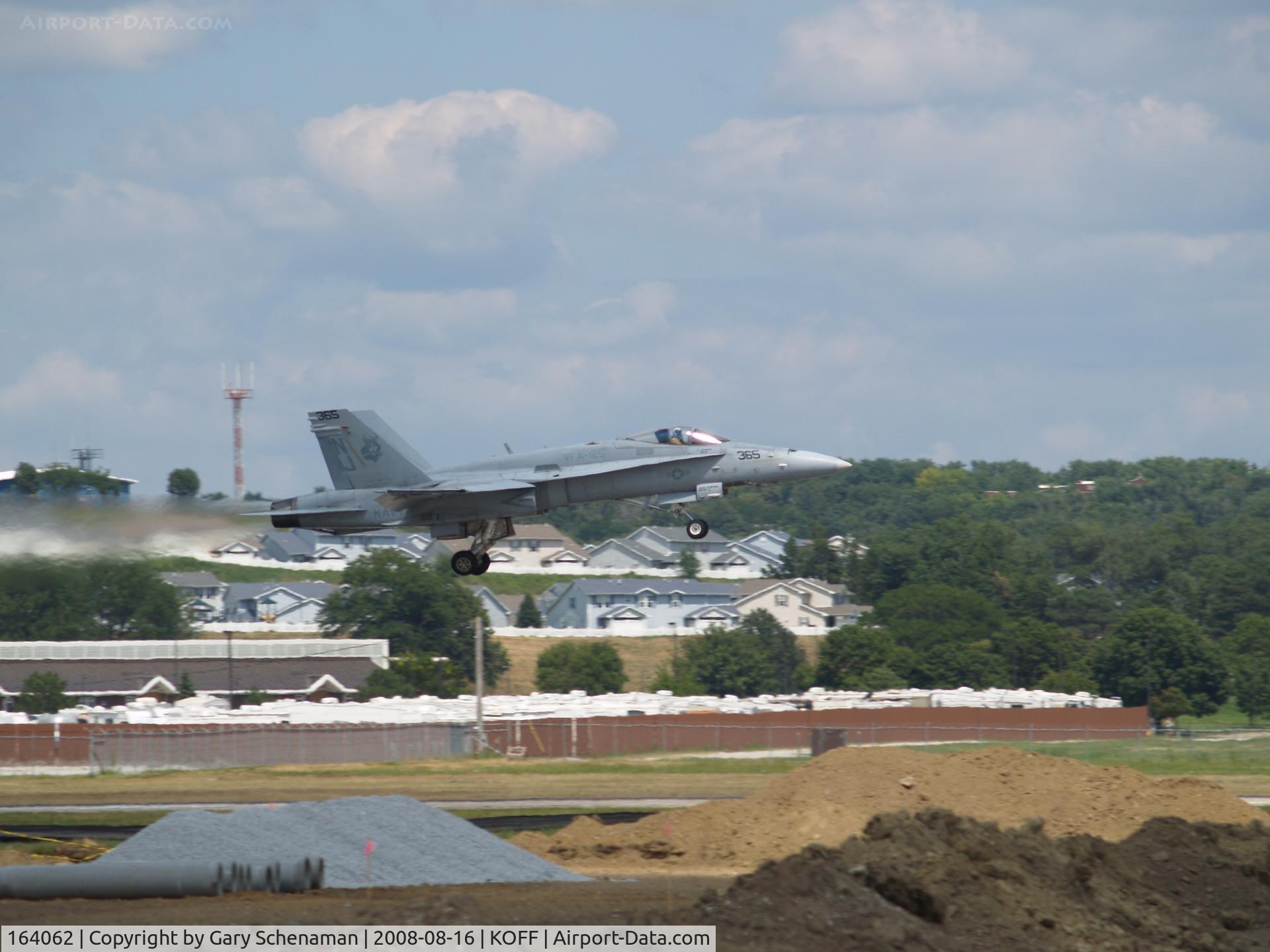 164062, 1990 McDonnell Douglas F/A-18C Hornet C/N 0952/C187, F-18 HORNET FROM VFA-125