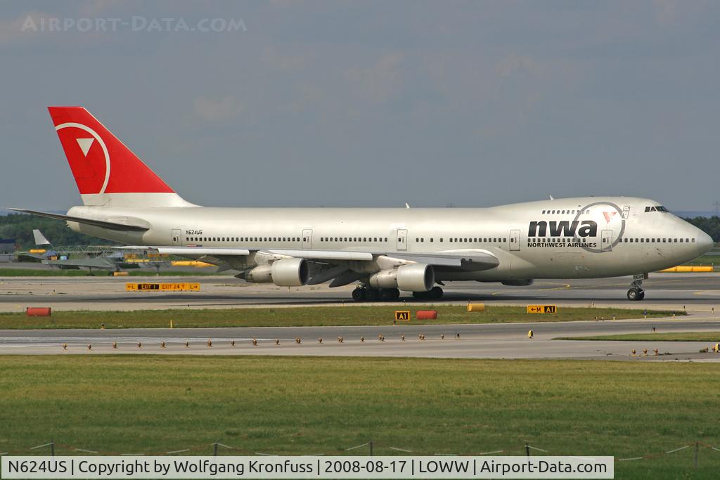 N624US, 1979 Boeing 747-251B C/N 21706, 29 years old lady, still going strong!
