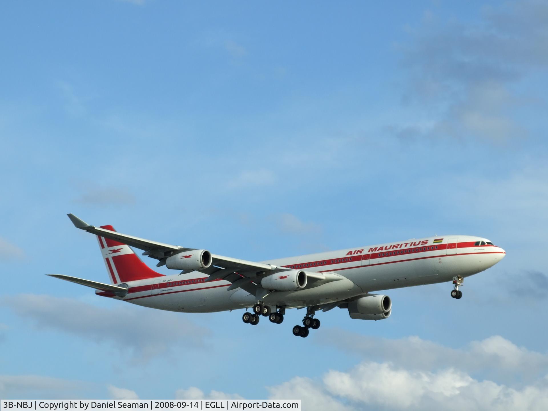3B-NBJ, 2006 Airbus A340-313E C/N 800, my 1st time of seeing this aircraft