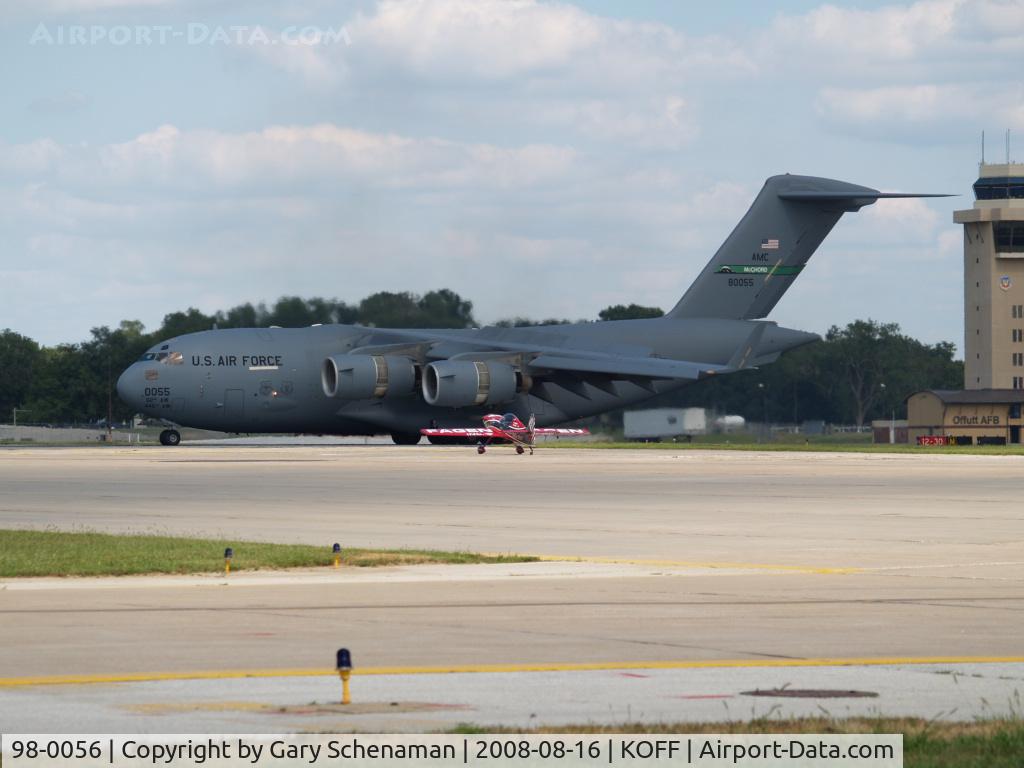 98-0056, 1998 Boeing C-17A Globemaster III C/N F-059, GREG POE'S PLANE IS DWARFED BY THIS HUMUNGUS TRANSPORT