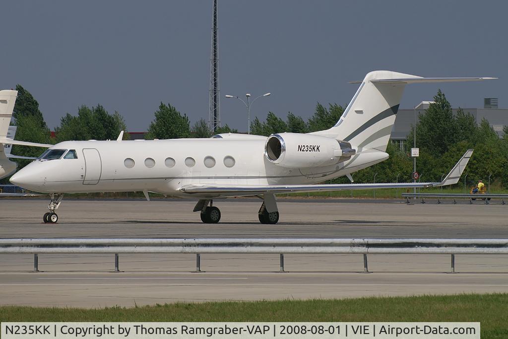 N235KK, 2001 Gulfstream Aerospace G-IV C/N 1458, Gulfstream 4